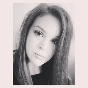 Meet your Posher, Leigh-anne